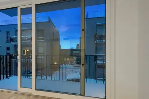 Aluminum and glass work in Beirut β window frames, sliding glass doors, railings and partitions